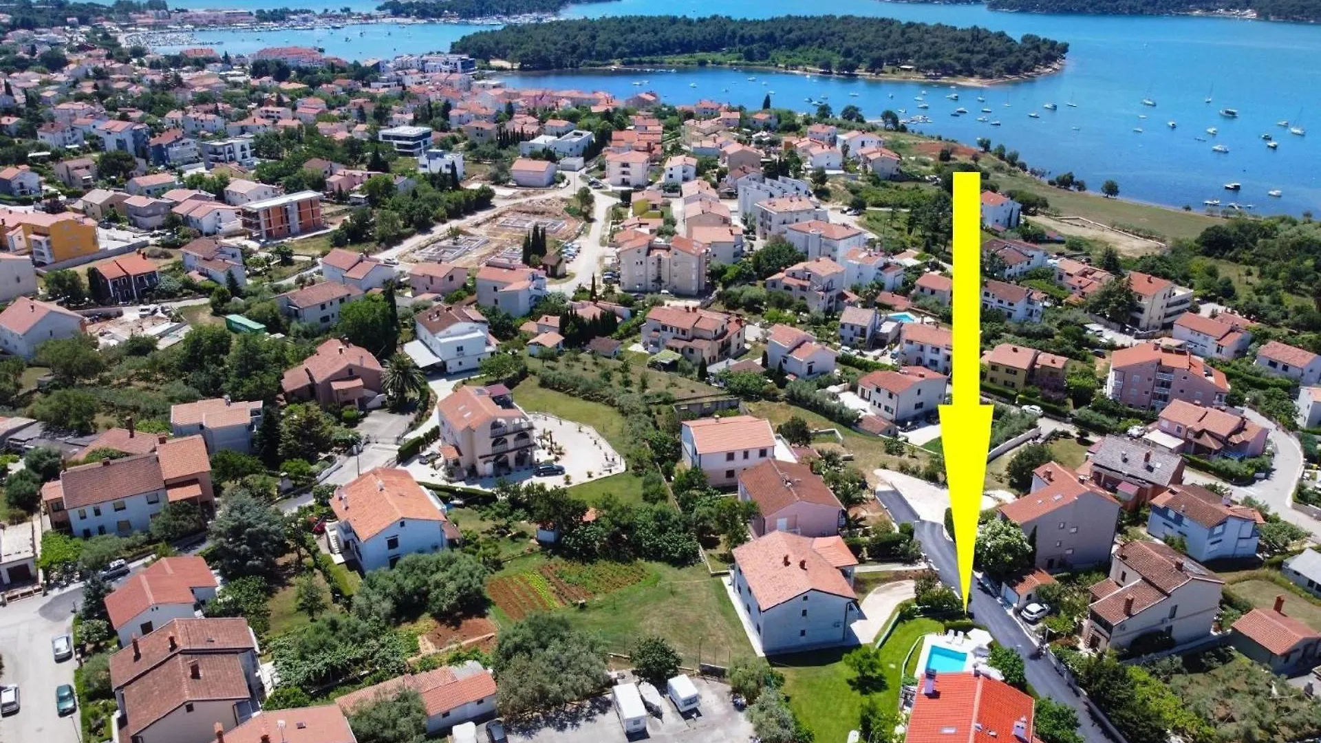 Ferienwohnung Fuer 4 Personen Ca 42 Qm In Medulin, Istrien Suedkueste Von Istrien contacts